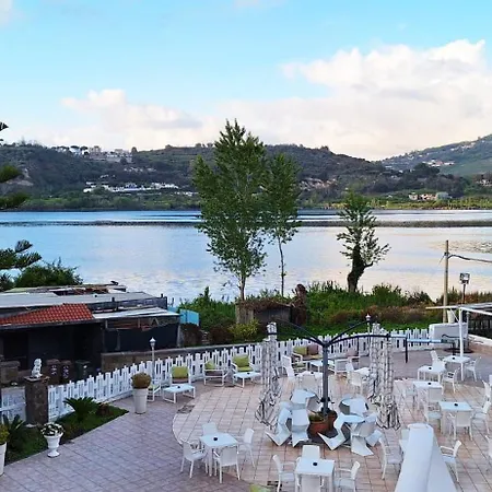 호텔 Avernum Relais E Ristorante 포츠올리