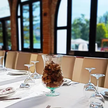Avernum Relais E Ristorante 3* 포츠올리