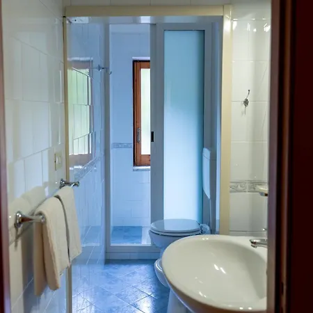 Avernum Relais E Ristorante Hotel 3*